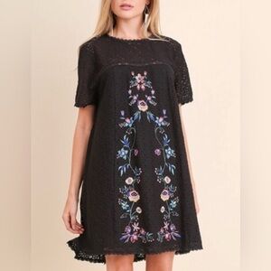 Umgee Women's Black Embroidered Front Boho Tunic Top Mini Dress EUC S #1595